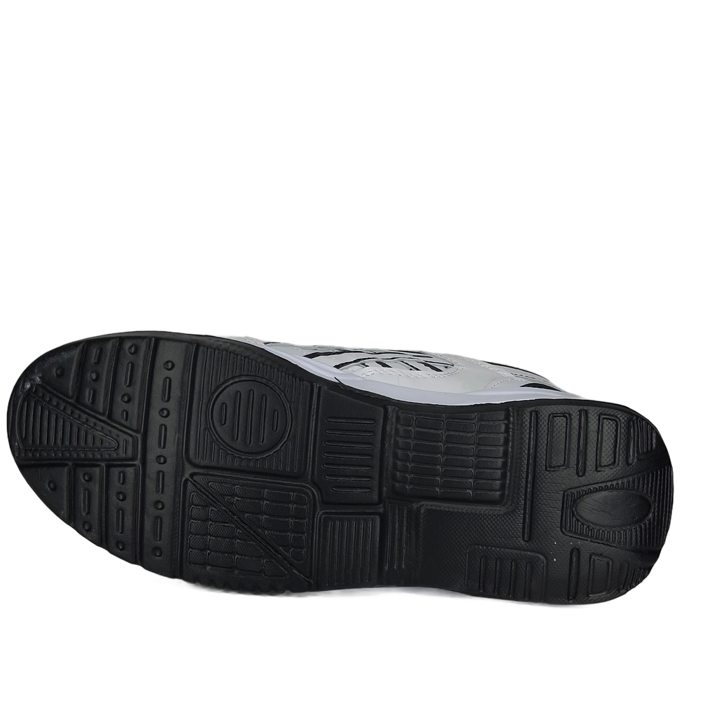 Grandwalk Magnum Pro Sneakers – White/Black Edition